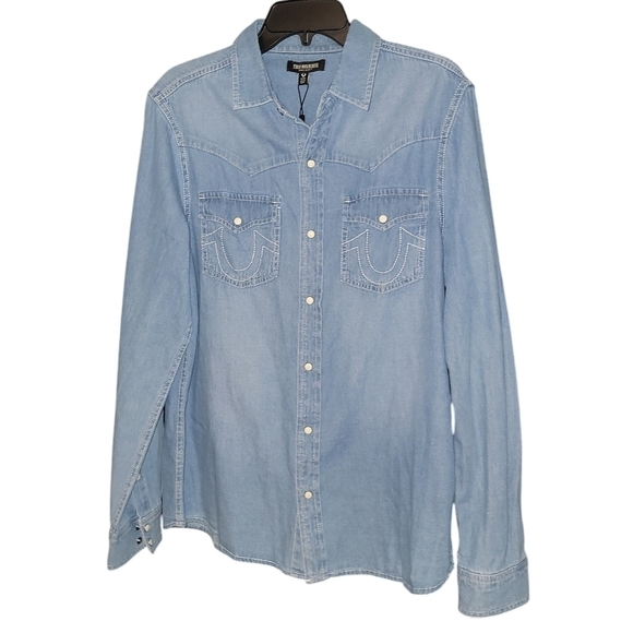 True Religion Light Blue Denim Shirt size medium NWT! Snap button closure - Picture 4 of 7